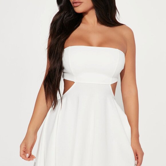 NEW DRESS BUNDLE - FASHION NOVA SIZE M - Picture 2 of 4